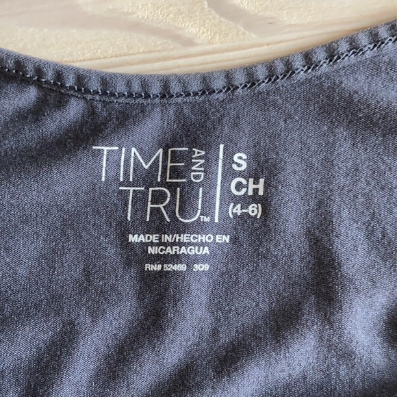 Tank tops bundle - Picture 5 of 6